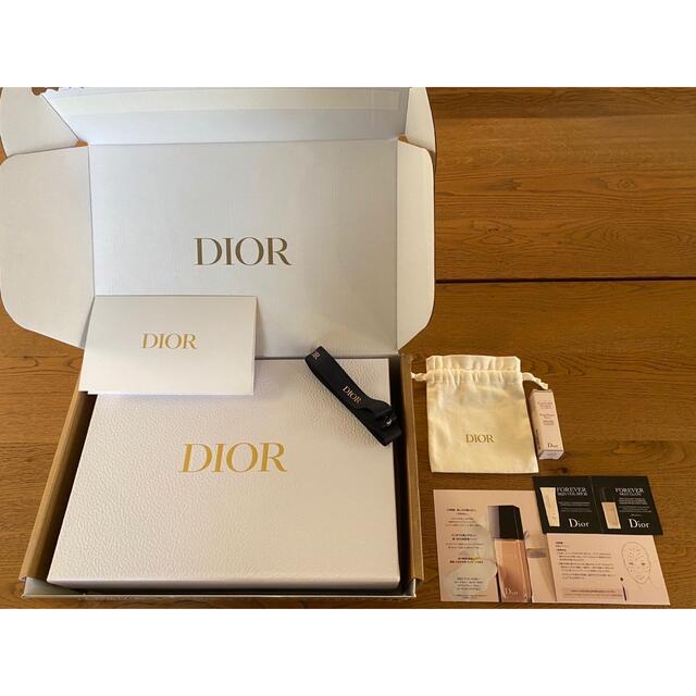 Dior(ディオール)の【BOX】Dior  ディオール  ギフトボックス &巾着&サンプルセット レディースのバッグ(ショップ袋)の商品写真