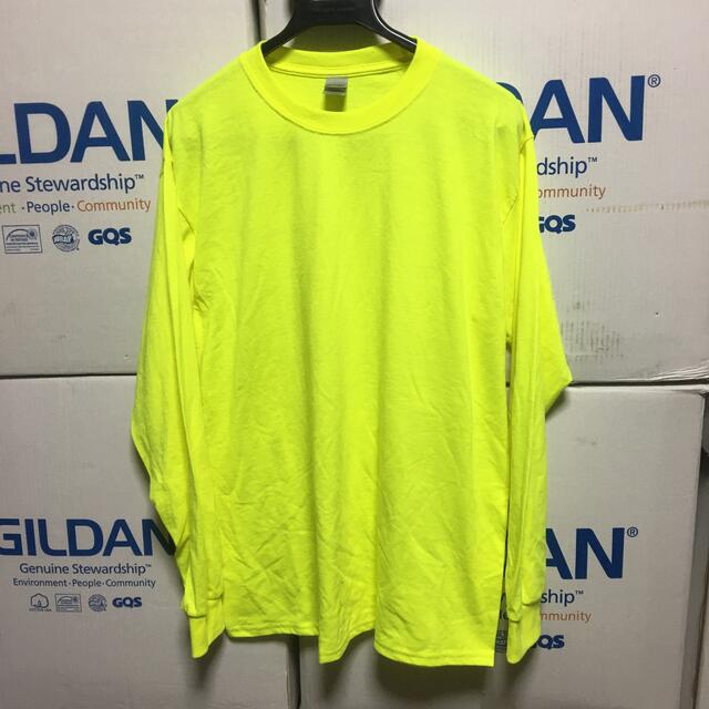 GILDAN(ギルタン)のGILDANギルダン☆ロンT☆長袖無地Tシャツ☆ポケット無し★ネオンイエローXL メンズのトップス(Tシャツ/カットソー(七分/長袖))の商品写真