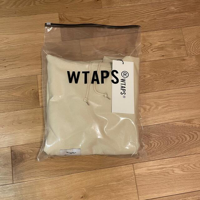 W)taps(ダブルタップス)のwtaps × Champion パーカー フーディ サンドベージュ M メンズのトップス(パーカー)の商品写真