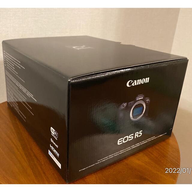 Canon(キヤノン)の【まきお様専用】キヤノン canon EOS R5 ボディ 新品 スマホ/家電/カメラのカメラ(ミラーレス一眼)の商品写真