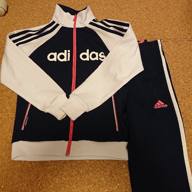 adidas(アディダス)のアディダス ジャージ 140  キッズ 女の子 キッズ/ベビー/マタニティのキッズ服女の子用(90cm~)(その他)の商品写真