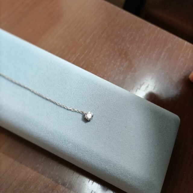 髙島屋(タカシマヤ)の純pt 0.4ct ダイヤモンドペンダント レディースのアクセサリー(ネックレス)の商品写真