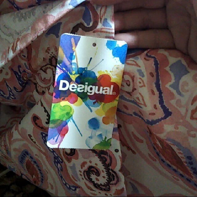 DESIGUAL(デシグアル)のDesigual枕カバー・クッションカバー⭐️新品 インテリア/住まい/日用品の寝具(シーツ/カバー)の商品写真