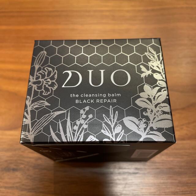 DUO デュオザクレンジングバーム ブラックリペア100g コスメ/美容のスキンケア/基礎化粧品(クレンジング/メイク落とし)の商品写真