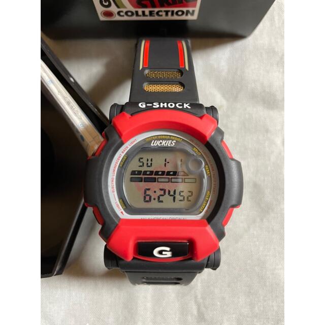 G-SHOCK(ジーショック)のスヌーピー依存症様専用gSHOCKラッキーストライクコラボ メンズのファッション小物(タバコグッズ)の商品写真