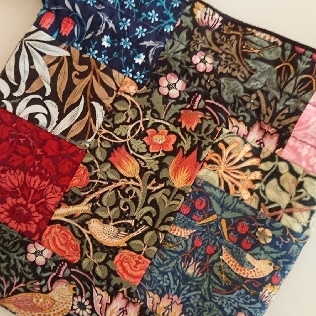 激安オンライン ショップ M☆ウィリアムモリスの大人巾着 handmade 激安オンライン ショップ M☆ウィリアムモリスの大人巾着 handmade