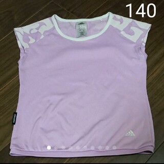 アディダス(adidas)のアディダス Tシャツ 140(Tシャツ/カットソー)