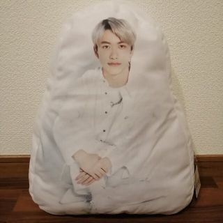 INI　ダイカットクッション　池崎理人　単品　アイエヌアイ(アイドルグッズ)