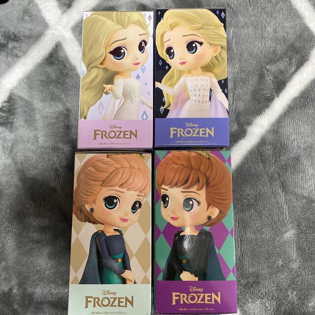 アナと雪の女王(アナトユキノジョオウ)のQposket アナと雪の女王 アナ エルサ  フィギュアABカラー 2種セット エンタメ/ホビーのフィギュア(アニメ/ゲーム)の商品写真