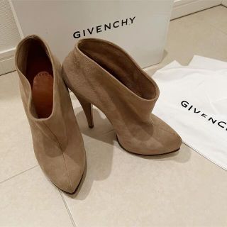 ジバンシィ(GIVENCHY)の美品　GIVENCHY ジバンシー　スエード　ショートブーツ(ブーツ)