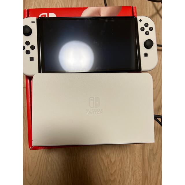 Nintendo Switch(ニンテンドースイッチ)のSwitch 有機el 中古　即発送 エンタメ/ホビーのゲームソフト/ゲーム機本体(家庭用ゲーム機本体)の商品写真