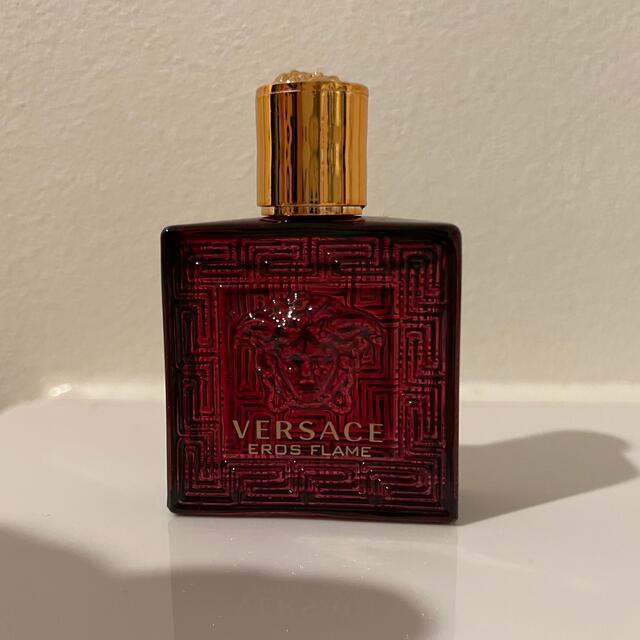 VERSACE(ヴェルサーチ)のベルサーチ　香水 コスメ/美容のコスメ/美容 その他(その他)の商品写真