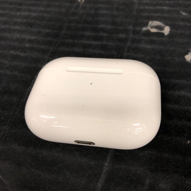226 AirPods Pro MWP22J/A 品 - ヘッドフォン/イヤフォン
