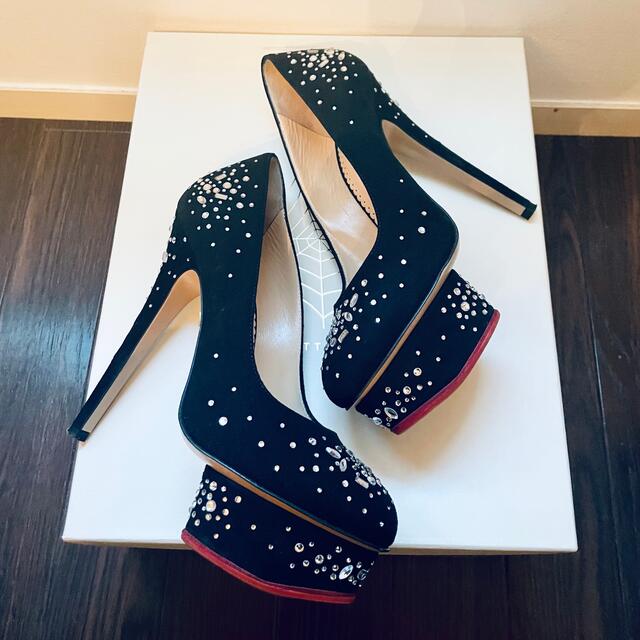 Charlotte Olympia(シャルロットオリンピア)のCharlotte Olympia シャーロット・オリンピア　パンプス レディースの靴/シューズ(ハイヒール/パンプス)の商品写真