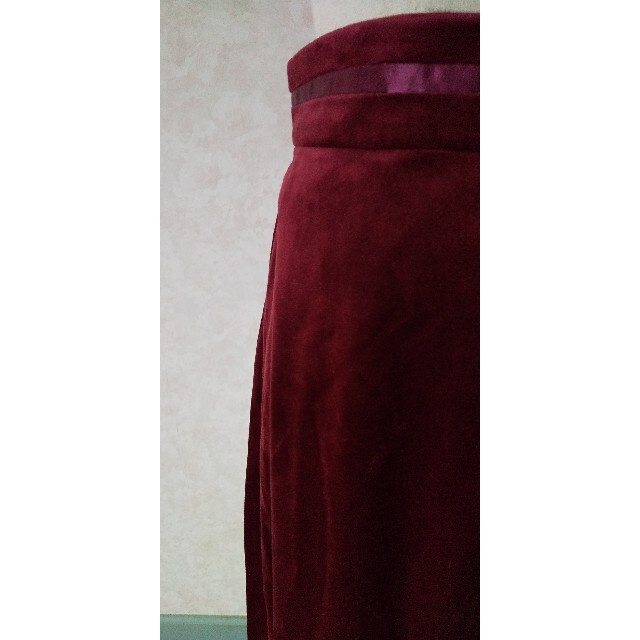 M ベロアスカート  ボルドー色 レディースのスカート(ロングスカート)の商品写真