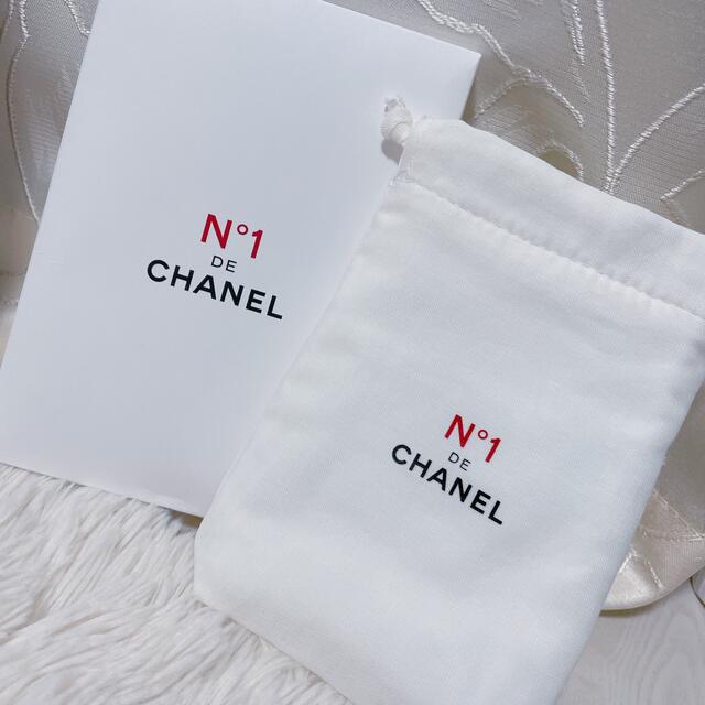 CHANEL(シャネル)のCHANEL♡巾着ポーチ♡新品未使用 レディースのファッション小物(ポーチ)の商品写真