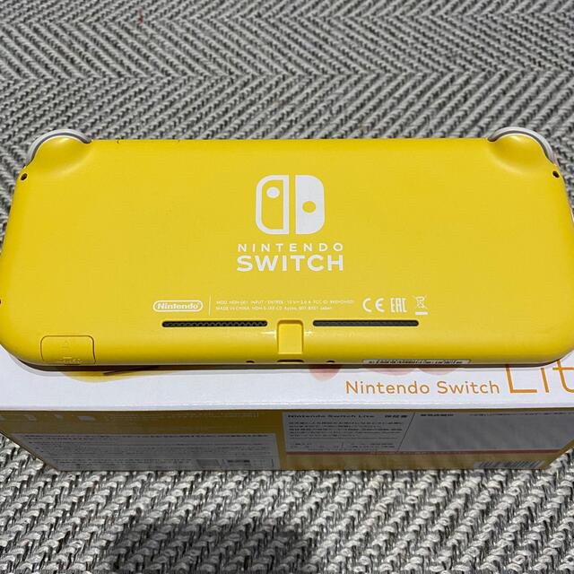 Nintendo Switch Lite イエロー、あつまれどうぶつの森