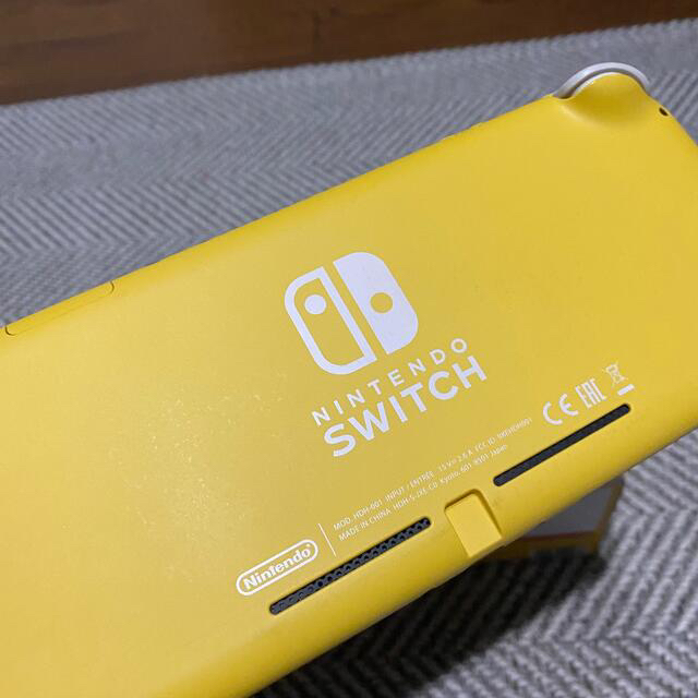 Nintendo Switch Lite イエロー、あつまれどうぶつの森