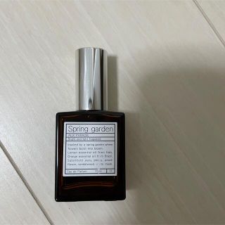 オゥパラディ(AUX PARADIS)のオゥパラディ　香水15ml スプリングガーデン(ユニセックス)