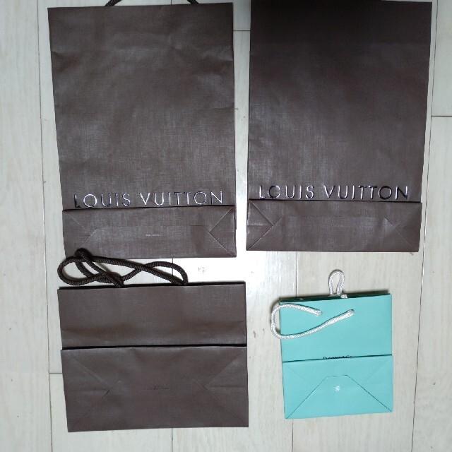 LOUIS VUITTON(ルイヴィトン)のVUITTON・Tiffany　紙袋 レディースのバッグ(ショップ袋)の商品写真