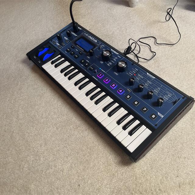 Novation シンセサイザー MiniNova 楽器の鍵盤楽器(キーボード/シンセサイザー)の商品写真