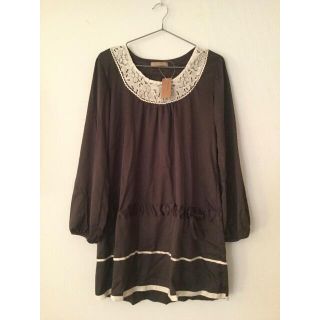 お値下げしました!! ♡新品タグ付き♡レース&ウエストリボン付きサテンチュニック(チュニック)
