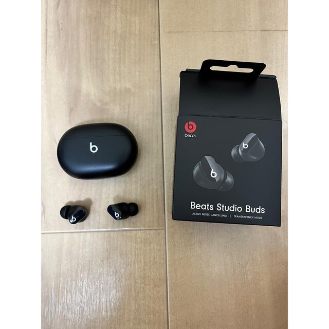 Beats by Dr Dre(ビーツバイドクタードレ)のBeats Studio Buds ブラック スマホ/家電/カメラのオーディオ機器(ヘッドフォン/イヤフォン)の商品写真