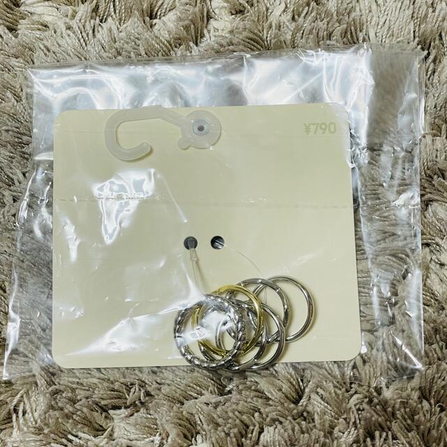 GU(ジーユー)の値下げ！GU ナローメタルリングセット レディースのアクセサリー(リング(指輪))の商品写真