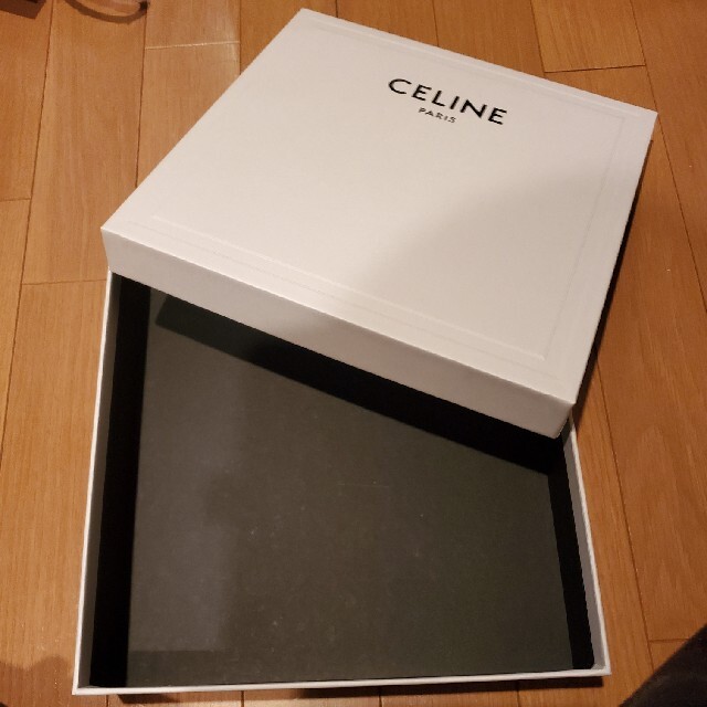 celine(セリーヌ)のCELINE　宝箱 インテリア/住まい/日用品のインテリア小物(小物入れ)の商品写真