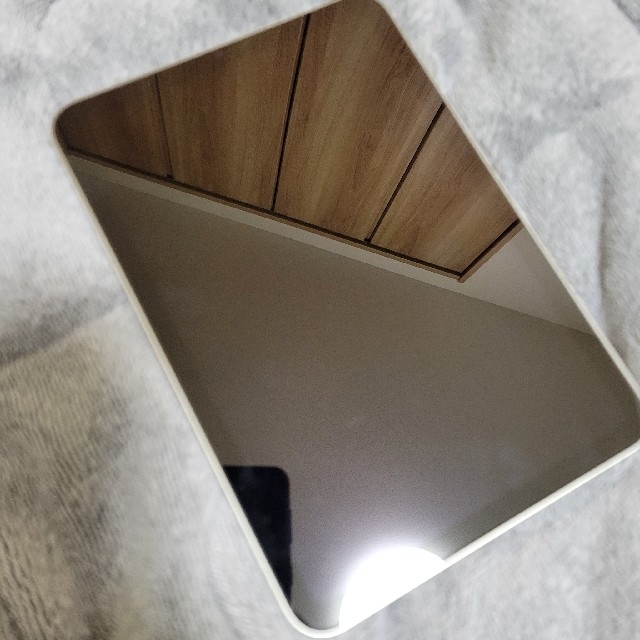 Apple(アップル)のiPad mini6 スターライト 64GB WiFiモデル新品同様 スマホ/家電/カメラのPC/タブレット(タブレット)の商品写真