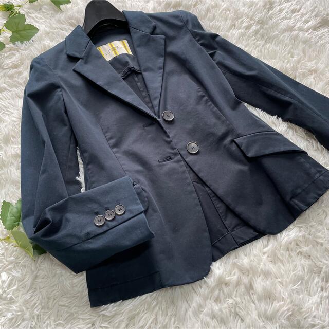 Max Mara(マックスマーラ)の★専用★  未使用　Max Mara 2B テーラードジャケット レディースのジャケット/アウター(テーラードジャケット)の商品写真