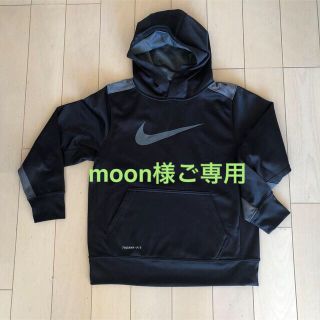 ナイキ(NIKE)のNIKE ナイキ パーカー キッズM140 黒 サーモフィット(ジャケット/上着)