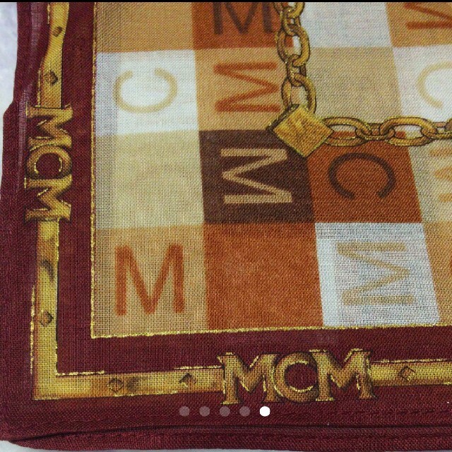 MCM(エムシーエム)の【MCM】ハンカチ☆ レディースのファッション小物(ハンカチ)の商品写真