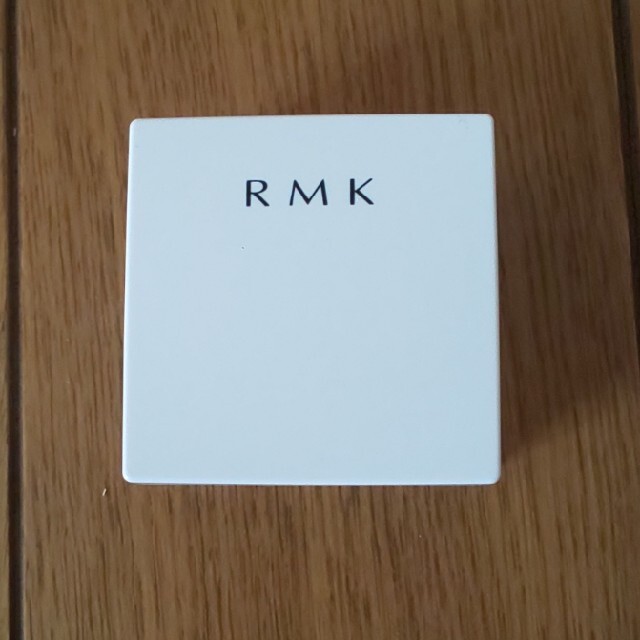 RMK(アールエムケー)のRMK リップバーム＜LC＞ コスメ/美容のスキンケア/基礎化粧品(リップケア/リップクリーム)の商品写真