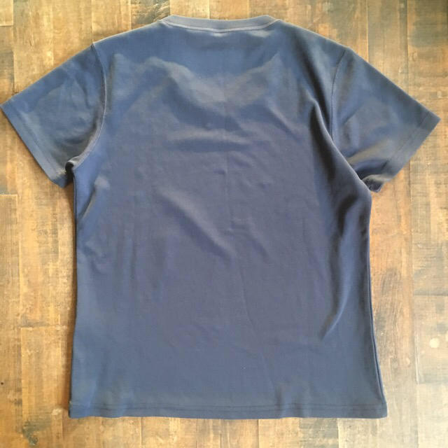 GOLDWIN(ゴールドウィン)のGOLDWIN ゴールドウイン Lサイズ Tシャツ Vネック スパンコール レディースのトップス(Tシャツ(半袖/袖なし))の商品写真