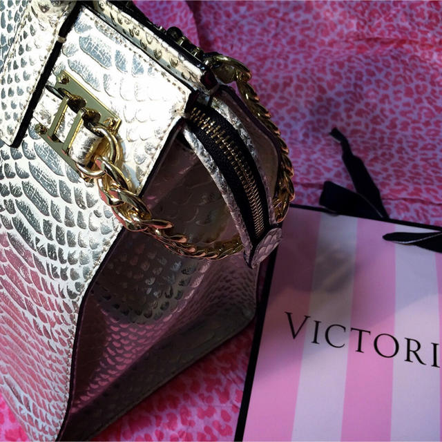 最安値新作 Victoria's Secret - E_xS__様 専用VICTORIA's SECRET バックの通販 by tandt｜ヴィクトリアズシークレットならラクマ 国産新作