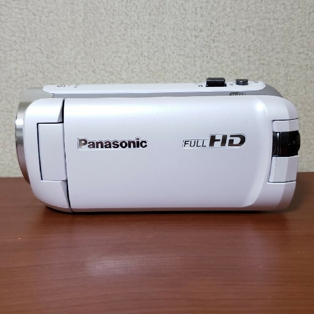 Panasonic(パナソニック)のPanasonic デジタルハイビジョンビデオカメラ HC-WZ590M-W スマホ/家電/カメラのカメラ(ビデオカメラ)の商品写真