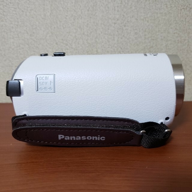 Panasonic(パナソニック)のPanasonic デジタルハイビジョンビデオカメラ HC-WZ590M-W スマホ/家電/カメラのカメラ(ビデオカメラ)の商品写真