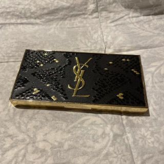 イヴサンローランボーテ(Yves Saint Laurent Beaute)のサンローラン　限定アイパレッド　ヒドゥンテンプテーション(アイシャドウ)