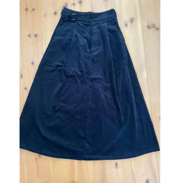 GU(ジーユー)のコーデュロイ ロングスカート レディースのスカート(ロングスカート)の商品写真