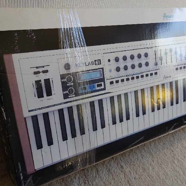 新品 Arturia KEYLAB 61 未使用 ソフトシンセ付キーボード