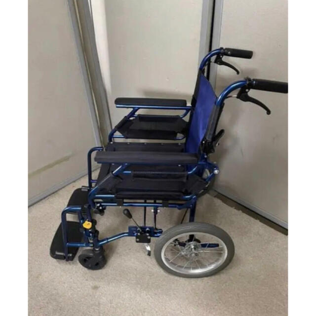 車椅子　多機能介助用　キャルカルプラス　品耐荷重75kg