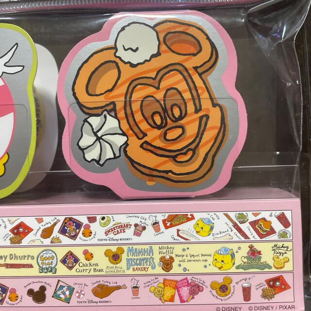 Disney(ディズニー)の東京ディズニーリゾート☆マスキングテープ3本セット新品未開封 エンタメ/ホビーのおもちゃ/ぬいぐるみ(キャラクターグッズ)の商品写真