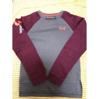 アンダーアーマー(UNDER ARMOUR)のaii 様専用です。アンダーアーマー　トレーナー　140(Tシャツ/カットソー)