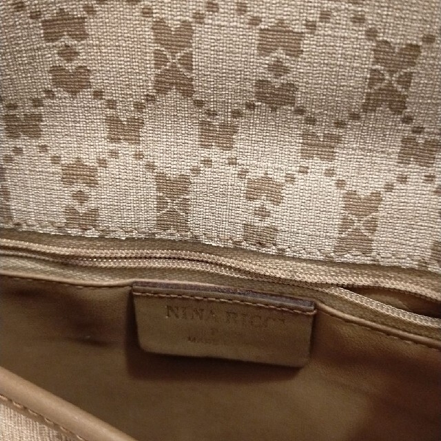 NINA RICCI(ニナリッチ)の美品✳ヨシ様専用✳ニナリッチ ショルダーバッグ✳ポシェット レディースのバッグ(ショルダーバッグ)の商品写真