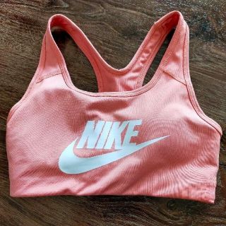 ナイキ(NIKE)のNIKE　ナイキ　スポーツブラ　XS(トレーニング用品)