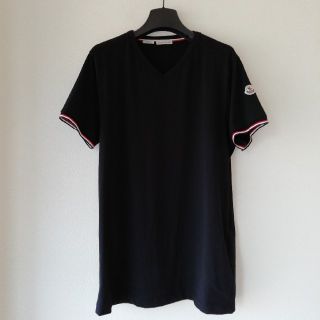 モンクレール(MONCLER)の美品　モンクレール　半袖Tシャツ　希少なブラック　L(Tシャツ/カットソー(半袖/袖なし))