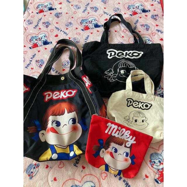 不二家(フジヤ)の【DOkitty様専用】ぺこちゃんBAG💖4点セット エンタメ/ホビーのおもちゃ/ぬいぐるみ(キャラクターグッズ)の商品写真