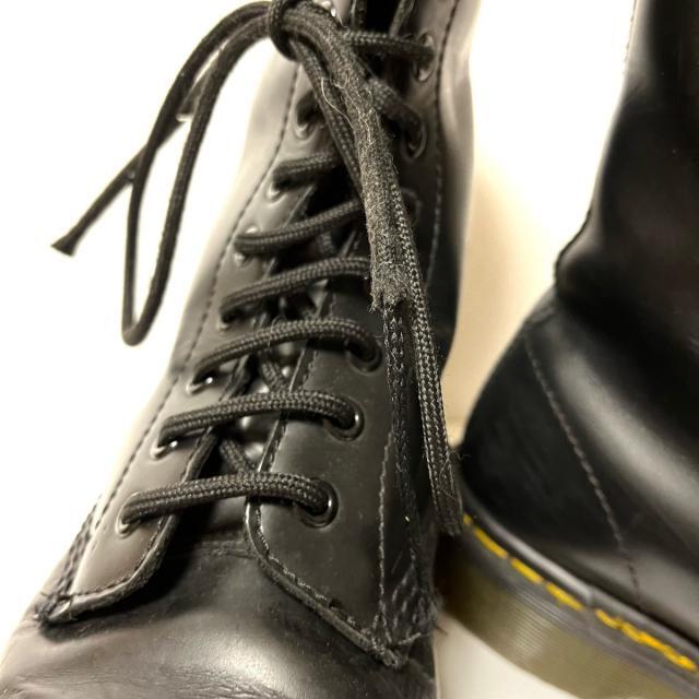 Dr.Martens(ドクターマーチン)のドクターマーチン ショートブーツ 39 - 黒 レディースの靴/シューズ(ブーツ)の商品写真