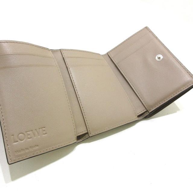 LOEWE(ロエベ)のロエベ 3つ折り財布美品  - ベージュ レディースのファッション小物(財布)の商品写真